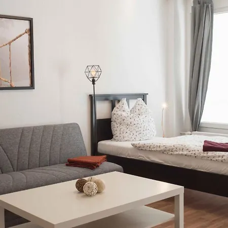 Work And Balcony Appartement *